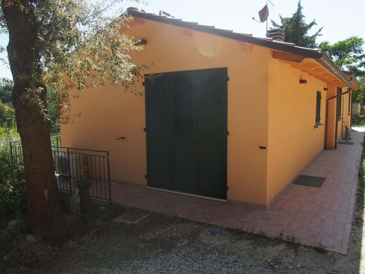 Agriturismo Ardizio 43 Pesaro Luaran gambar